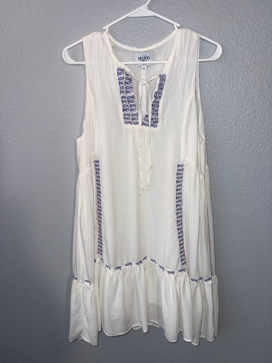 Hiho Dresses & Skirts - HiHo White Sleeveless Embroidered Dress
